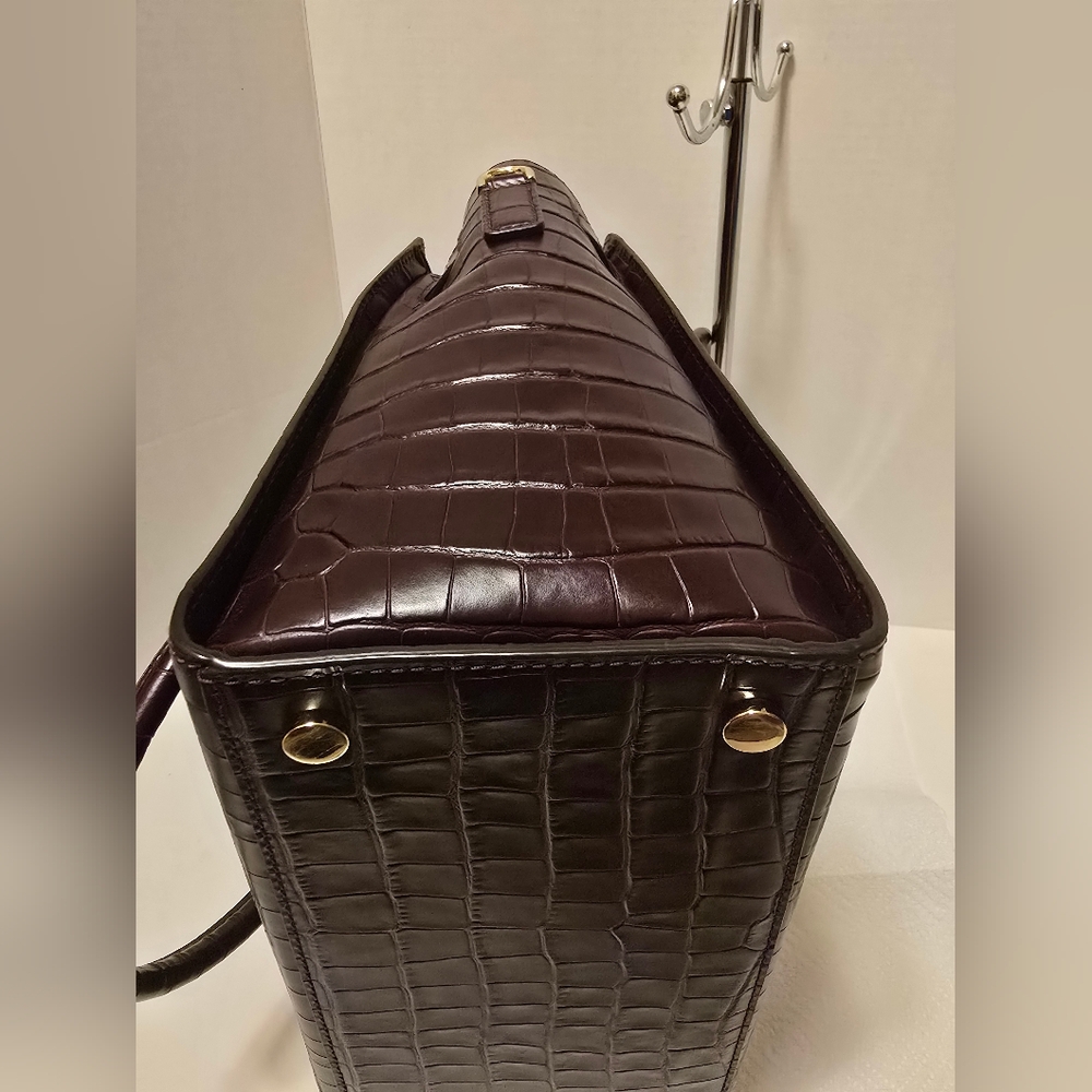 Michael Kors Crocodile Embossed tote - Picture 6 of 15